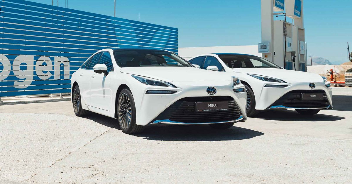 Toyota Mirai: Το υδρογονοκίνητο μοντέλο των Ιαπώνων για πρώτη φορά στους ελληνικούς δρόμους (photos)