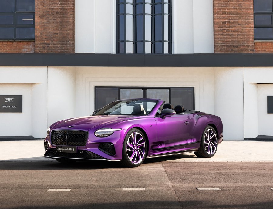 Η Bentley γιορτάζει 80 χρόνια στο Crewe με μία μοναδική Continental GTC (photos)