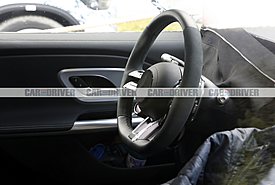 Mercedes-AMG GLA: Πρώτες φωτογραφίες από το εσωτερικό της «καυτής» έκδοσης του SUV