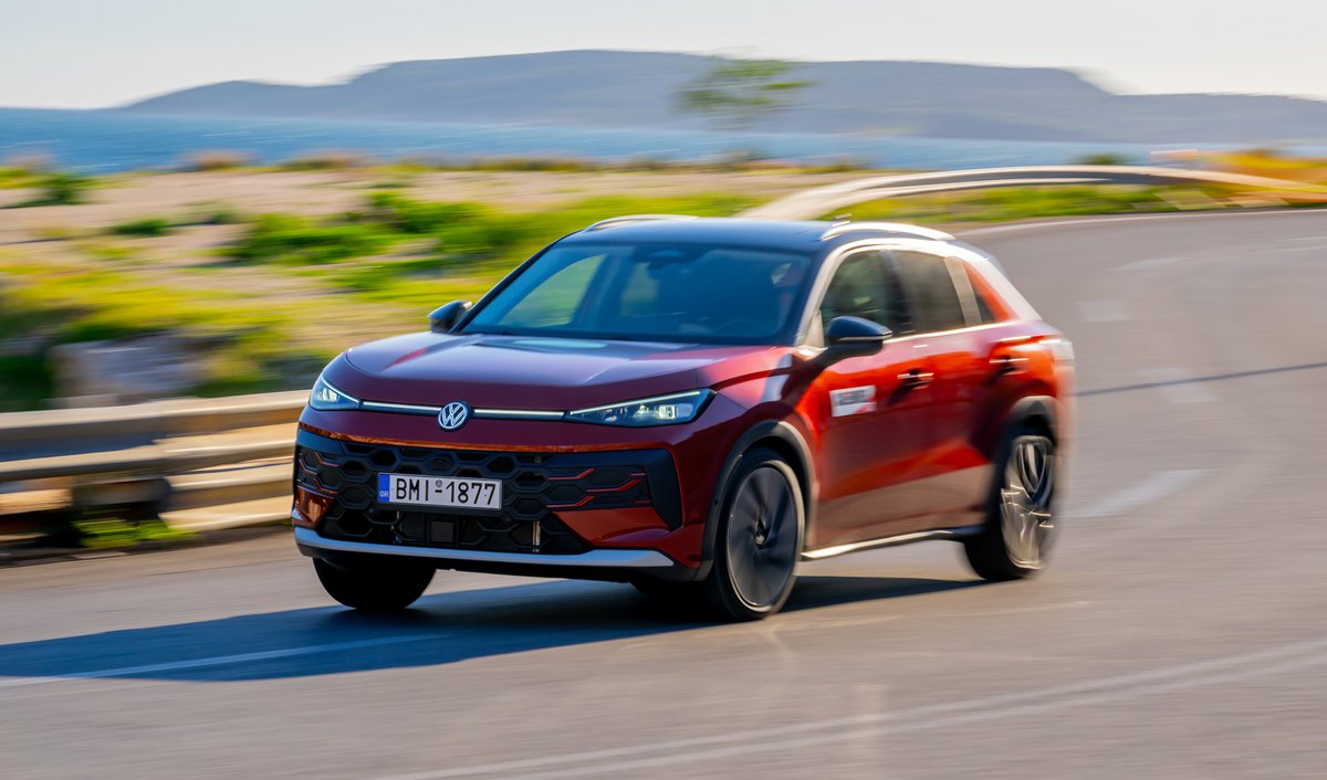 Volkswagen T-Roc: Νέος mild hybrid κινητήρας με τετρακίνηση και 204 PS