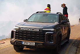 Ένα πυροσβεστικό Maxus T60 Max στη «μάχη» της πυρκαγιάς στο Πόρτο Γερμενό (photos)