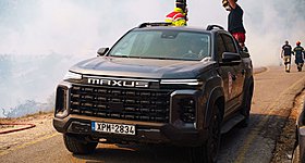 Ένα πυροσβεστικό Maxus T60 Max στη «μάχη» της πυρκαγιάς στο Πόρτο Γερμενό (photos)