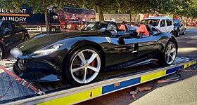Η αστυνομία κατάσχεσε supercars αξίας 9,3 εκατ. ευρώ - Η Ferrari Monza SP2 που έγινε «περιπολικό» (video)