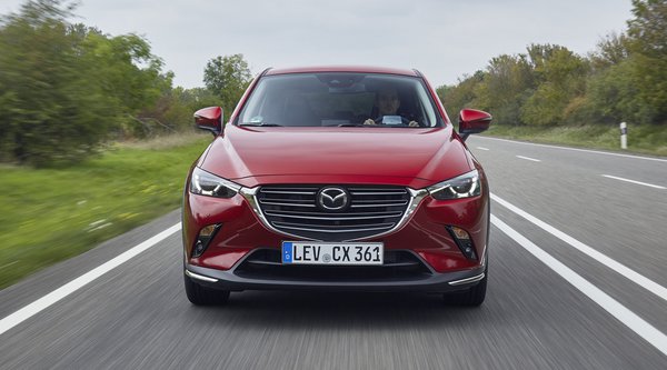 Πώς θα μοιάζει η νέα γενιά του Mazda CX-3 (photos)