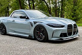 Μία BMW M4 Competition έγινε pick-up και πουλήθηκε σε εντυπωσιακή τιμή! (photos)