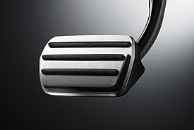 Τι είναι το One-Pedal Driving και γιατί το έχουν τα ηλεκτρικά αυτοκίνητα;