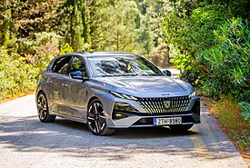 Το Peugeot 308 αλλάζει τα πάντα - Νέος σχεδιασμός και ποικιλία κινητήρων