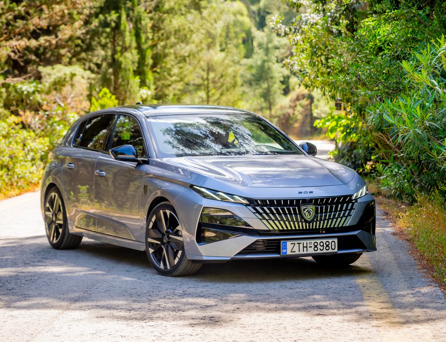 Το Peugeot 308 αλλάζει τα πάντα - Νέος σχεδιασμός και ποικιλία κινητήρων
