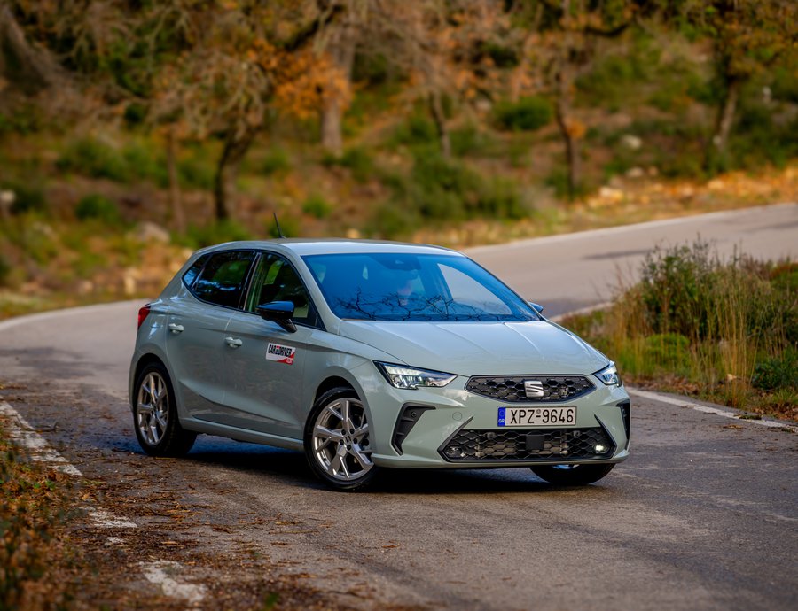 SEAT Ibiza: Τι εξοπλισμό αγοράζεις με τα 16.990€ της βασικής έκδοσης