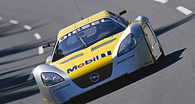 Αυτό το Opel έτρεχε με 250 km/h και «έκαιγε» μόλις 2,5 L/100 km (photos)