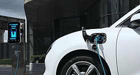 Εγκρίθηκε το Κοινωνικό Leasing – Ηλεκτρικά αυτοκίνητα για 15.000 νοικοκυριά