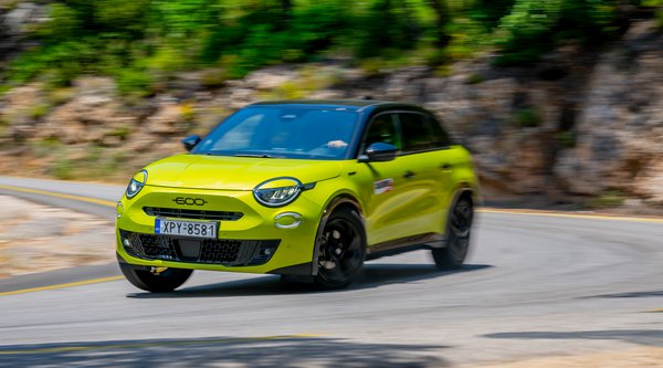 Test Drive: FIAT 600 Hybrid Sport:Στιλ, τεχνολογία και κάτι από…Sporting 