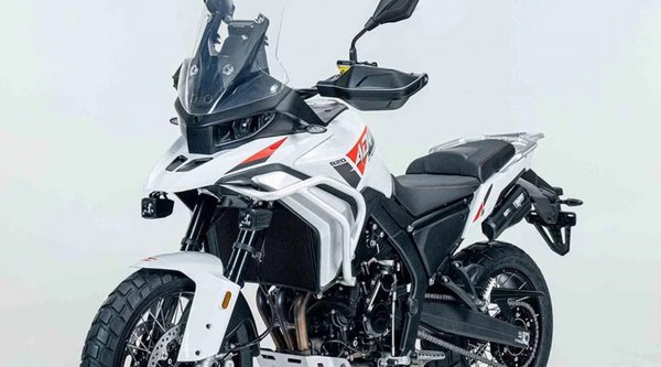 ZXMoto 820X ADV: Τρικύλινδρη με 117 ίππους – Σταδιακά προς Ελλάδα η ZXMoto