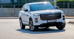 Δοκιμάζουμε το Jaecoo 7 SHS-H 224PS: Υβριδική επίθεση με premium βλέψεις