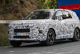 Νέο Kia Sportage: «Πετά» μέρος του καμουφλάζ και ετοιμάζεται για αποκάλυψη (photos)