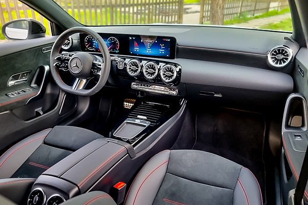 Αυτό είναι το φθηνότερο μοντέλο της Mercedes στην Ελλάδα (τιμές-εκδόσεις)