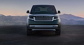 Στην Ελλάδα το πρώτο ηλεκτρικό Range Rover - Οι τιμές όλων των εκδόσεων (πίνακας)