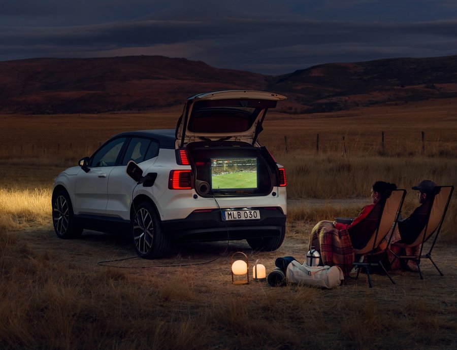 Volvo EX30: Δωρεάν αναβάθμιση φέρνει τις λειτουργίες V2L και Plug & Charge