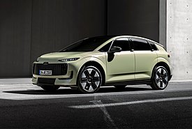 A2 e-tron: Αποκάλυψη για το πιο αποδοτικό Audi όλων των εποχών (τιμές)