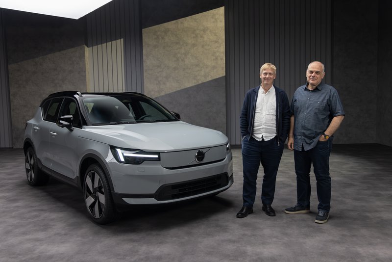 O Michael Ljung Aust, Senior Safety Technical Leader της Volvo Cars έχει μιλήσει με εκατοντάδες ανθρώπους οι οποίοι έχουν εμπλακεί σε ατυχήματα και επιμελείται το αύριο της ασφάλειας για μηδενικές ανθρώπινες απώλειες με αυτοκίνητα της Volvo.