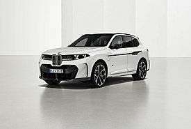 BMW: Η νέα Χ5 «προικίζεται» με M Performance Parts και γίνεται πιο επιθετική (photos)