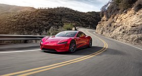 Κάλλιο αργά παρά ποτέ! Το Tesla Roadster αποκαλύπτεται και μπαίνει στην παραγωγή!