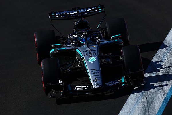 GP Αζερμπαϊτζάν - FP1: Στην κορυφή ο Russell, πολλά προβλήματα αξιοπιστίας (photos)
