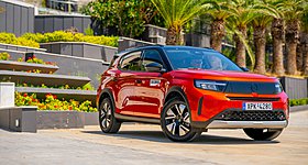 Opel: Δίνεις το παλιό σου αυτοκίνητο και κερδίζεις έως 4.100€ για ένα καινούργιο