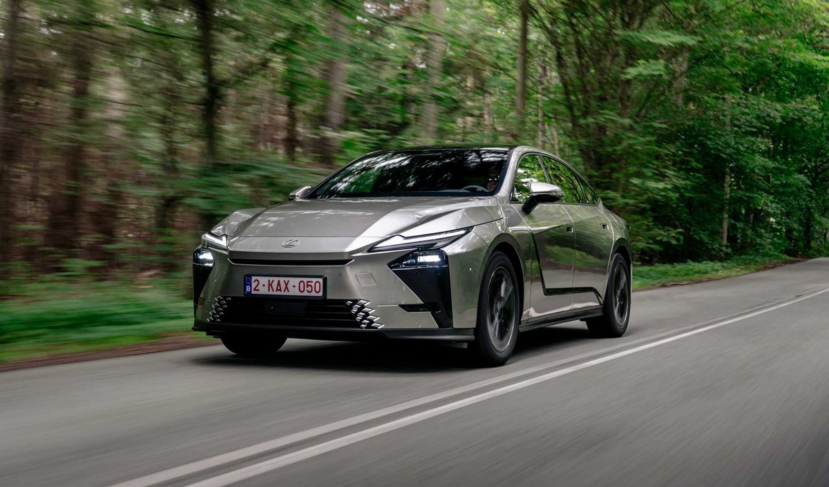 Αποστολή στη Δανία: Οδηγούμε το νέο Lexus ES (video)