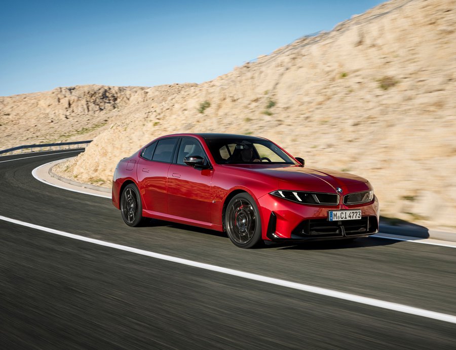 BMW: Η νέα Σειρά 3 «πάτησε» Ελλάδα - Δείτε τις τιμές και τις εκδόσεις