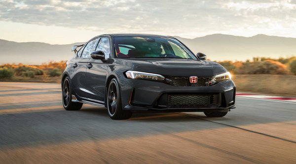 Ακόμη πιο «αγριεμένο» το νέο Honda Civic Type R: Όλες οι αναβαθμίσεις (photos)