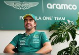 «Μπηχτή» του Alonso για τον Hamilton: «Όταν εγκαταλείπω εγώ, ο αγώνας δε σταματάει»