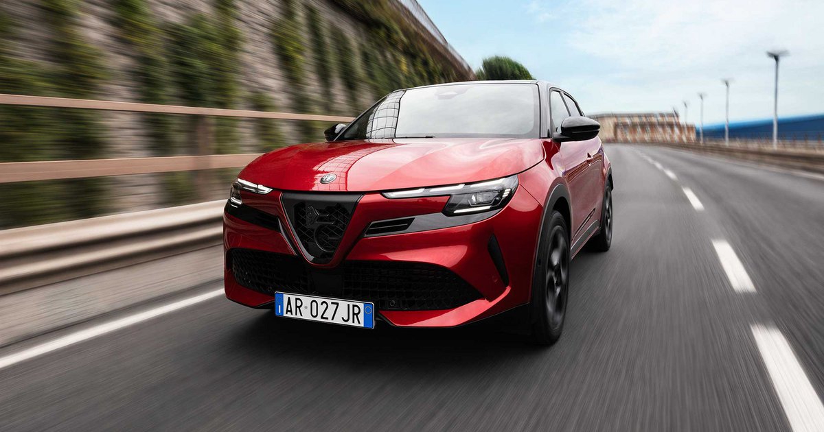 Alfa Romeo: Ανανέωση για την Junior - Με πλουσιότερο βασικό εξοπλισμό (photos)