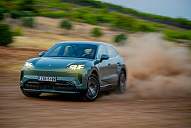 Η Porsche αλλάζει στρατηγική - Όλα τα νέα μοντέλα που έρχονται