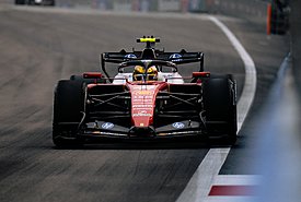 Ο Hamilton αναλαμβάνει την ευθύνη για την καταστροφική στρατηγική στη Σιγκαπούρη - Μετέβη στο ιατρικό κέντρο της πίστας