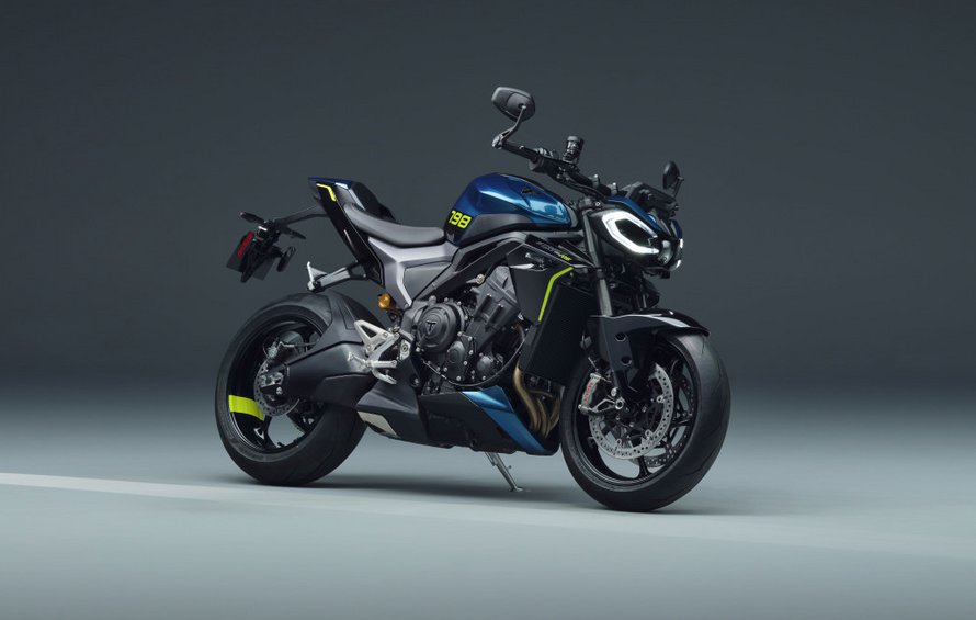 Triumph Street Triple 798: Όλα όσα γνωρίζουμε, πότε παρουσιάζεται πλήρως