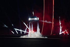 Tesla Roadster: Πώς δουλεύει το «ιπτάμενο» αυτοκίνητο - Η συμβολή της SpaceX (video)