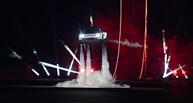 Tesla Roadster: Πώς δουλεύει το «ιπτάμενο» αυτοκίνητο - Η συμβολή της SpaceX (video)