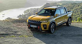 KGM Musso EV: Ανακοινώθηκαν οι τιμές του ηλεκτρικού pickup στην Ελλάδα (πίνακας)