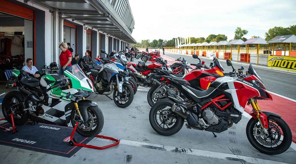 100 χρόνια Ducati: Τρεις ημέρες πάθους και οδηγικής δράσης στις Σέρρες (photos)