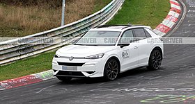 Volkswagen: Δείτε χωρίς καμουφλάζ το «καυτό» T-Roc R των 333 PS (photos)