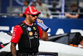 Ο Hamilton μέχρι τα 45 του στην F1: «Πρέπει να μείνω για να αγωνιστώ στην Αφρική»
