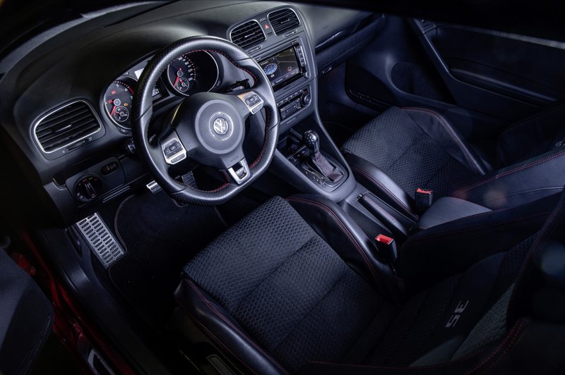 GOLF VI GTI 35TH ANNIVERSARY EDITION