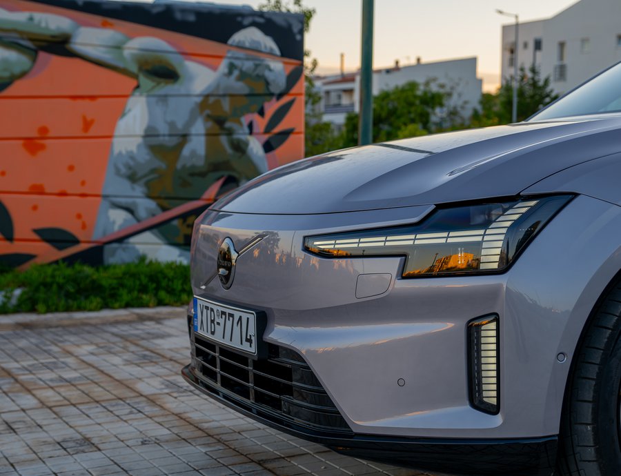 Volvo: Ετοιμάζει νέο μοντέλο με χαμηλότερη τιμή από το EX60 - Όλα όσα γνωρίζουμε