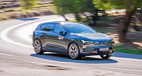 Δοκιμάζουμε το Volvo EX60 P10 AWD Twin Motor: Ηλεκτρικό, αλλά αυθεντικό Volvo

