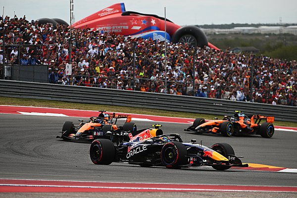 F1: Ξεκαθαρίζει το τοπίο για τους V8 κινητήρες - Κυβισμός, ισχύς και ηλεκτροκινητήρας στο προσκήνιο
