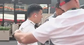 F1: Ο Hadjar έσπρωξε θεατή στα paddock του Μεξικού - Κινδυνεύει να τιμωρηθεί από την FIA (video)